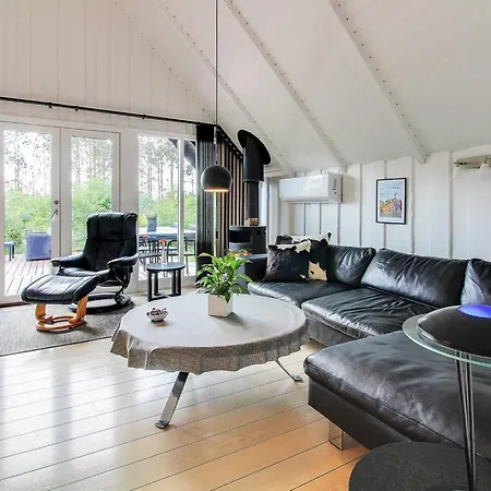 Awenasa - 4-1km From The Sea By Interhome *