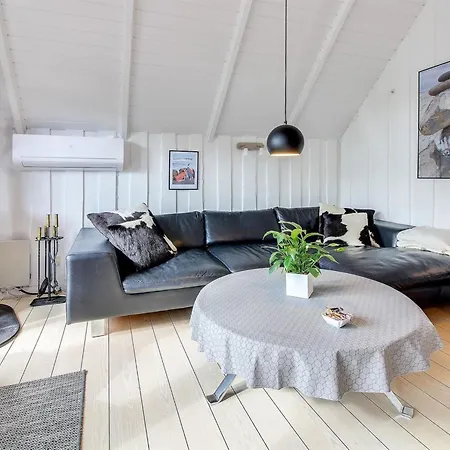 Awenasa - 4-1km From The Sea By Interhome Feriehus