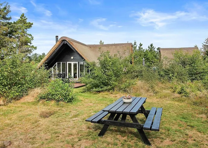 Awenasa - 4-1km From The Sea By Interhome