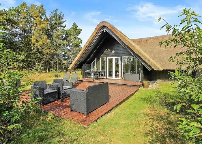 Awenasa - 4-1km From The Sea By Interhome