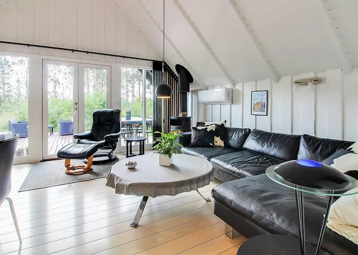 Awenasa - 4-1km From The Sea By Interhome *